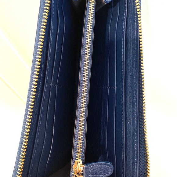 BRAND NEW - Never Used Roberto Cavalli Navy Wallet - Picture 6 of 7